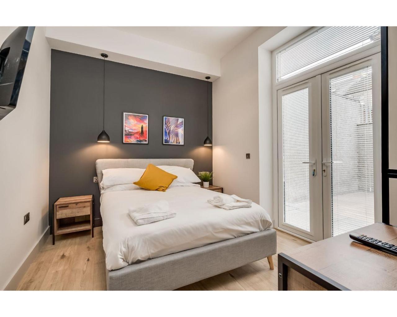 Bliss Street Apartment *