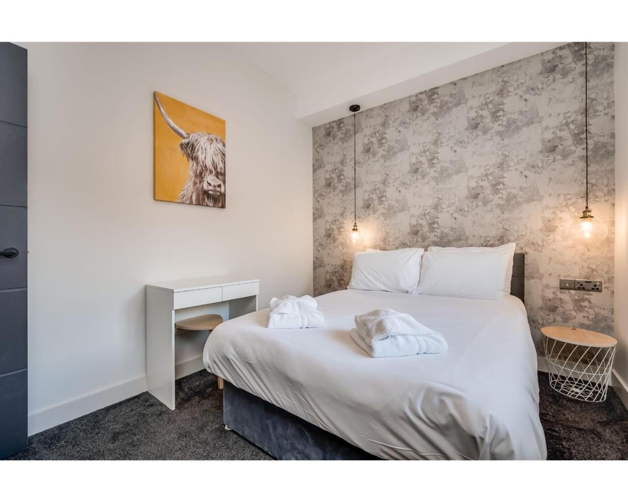 Bliss Street Apartment